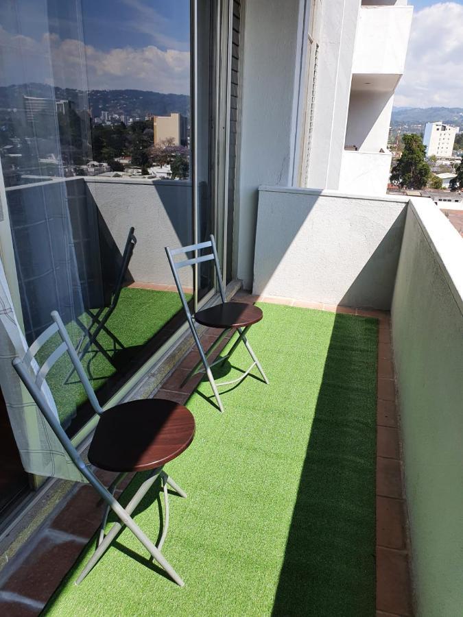 Apartamento Avenida Reforma Ciudad De Guatemala Exterior foto
